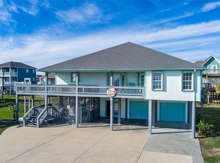 3279 Prides Way, Crystal Beach, TX 77650