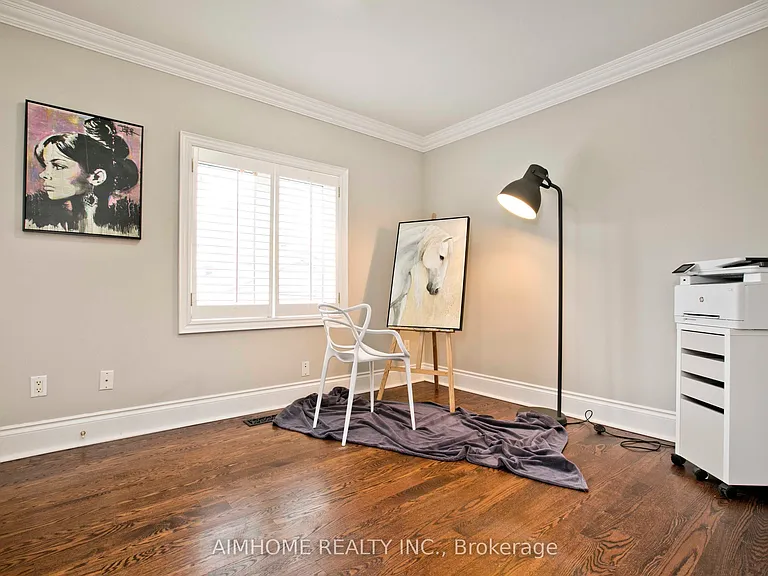 401 Longmore St — Photo 16