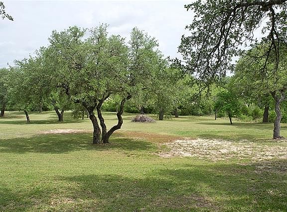 2nd image of 1505 323a Cres
