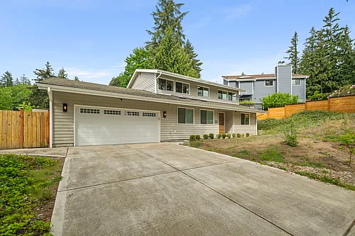 4637 144th Pl SE Photo 1