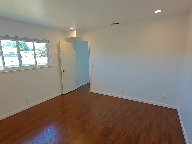 238 W California Ave #B — Photo 24
