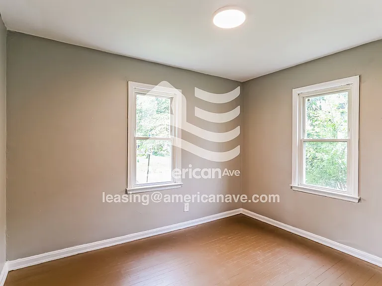 602357_008_main_bedroom_9.jpg