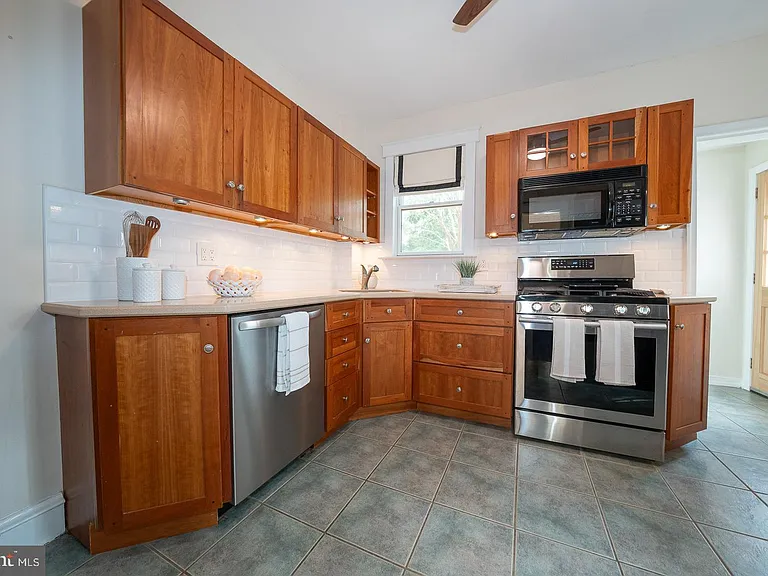 17 E Turnbull Ave — Photo 16