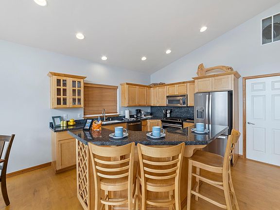 2nd image of 289 Burke Dr