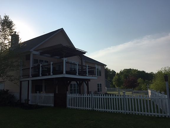 4th image of 30 Fescue Ct