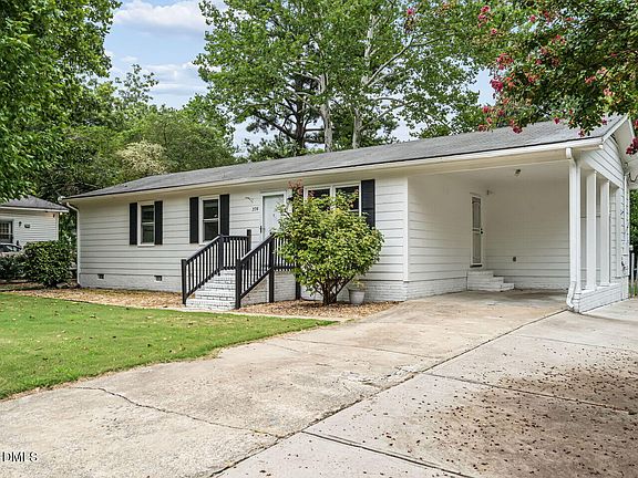 4th image of 228 Short St