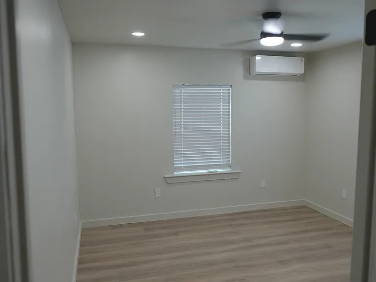 330 Pine Bluff St — Photo 10