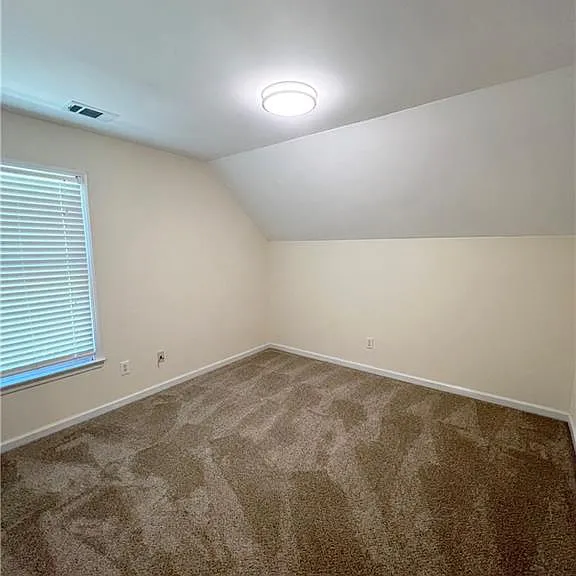 350 Laurel Glen Xing — Photo 22