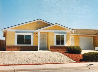 27304 Hacienda Dr, Menifee, CA 92586