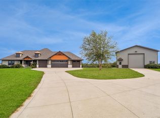 1272 Pitzer Rd, Earlham, IA 50072