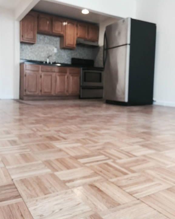 1st image of 162 Clifton Pl #2