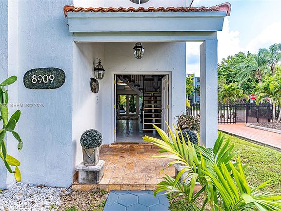 3rd image of 8909 SW 108th Pl