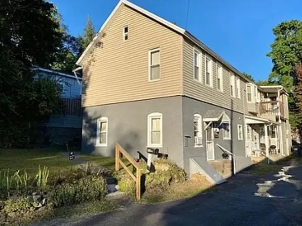 437 N Courtland St #1, East Stroudsburg, PA 18301