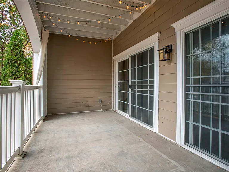 7231 Althorp Way #R2 — Photo 15