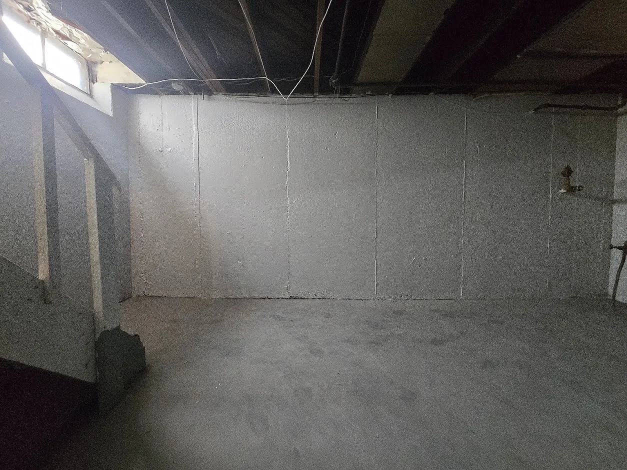 2 bed, 770 sqft, $1,100 — Photo 2