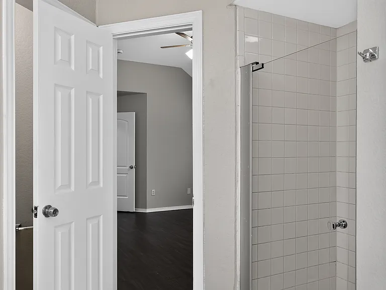 2740 Windswept Ln — Photo 40