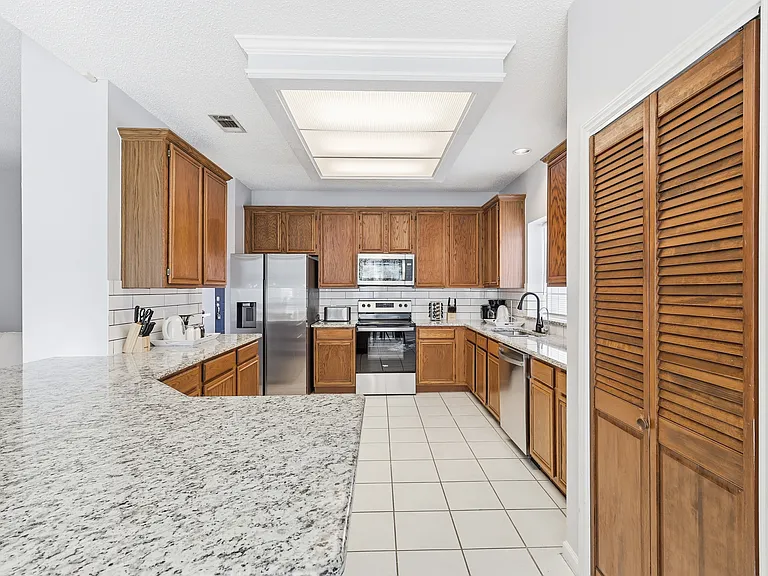 10217 Napa Valley Dr — Photo 10
