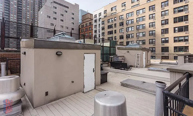 Rented by REAL New York | media 11