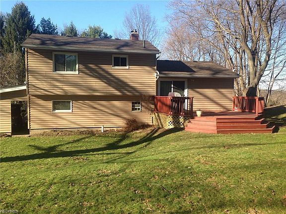 2nd image of 210 E Ingleside Dr