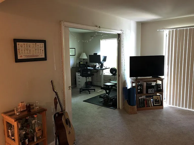 340 Hildred Dr — Photo 2