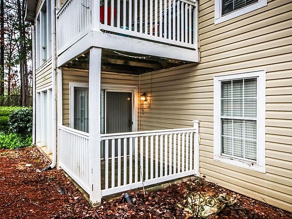 2nd image of 1503 Augusta Dr