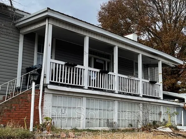 405 N High St, Sweetwater, TN
