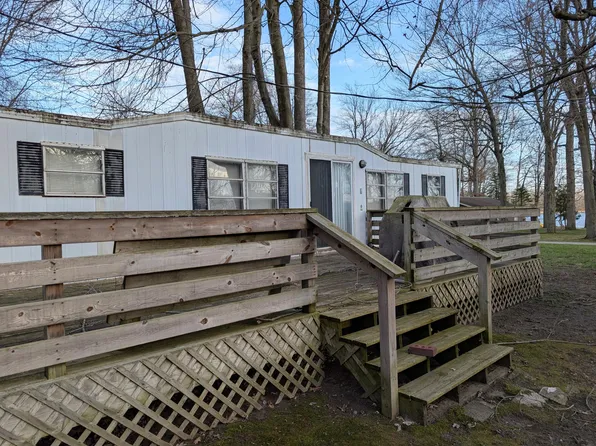 46382 Vine Ave, Bloomingdale, MI 49026