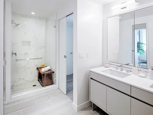 Rented by Compass | media 6