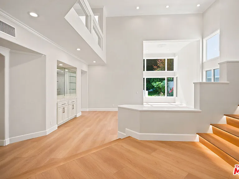 4324 Park Verdi — Photo 3