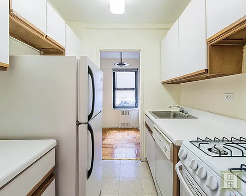 Rented by Halstead Real Estate | media 4