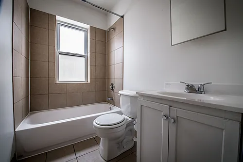 1101 N LeClaire Ave Chicago, IL 60651 Photo 1