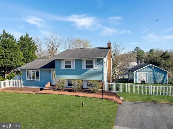 3033 Pike Dr, Riva, MD 21140