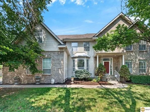 15922 Burt St, Omaha, NE 68118