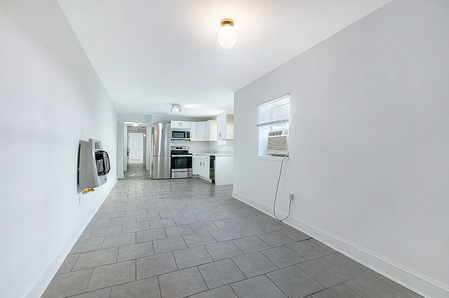 1225-27 Saint Roch Avenue- (Nick Lahaye — Photo 3