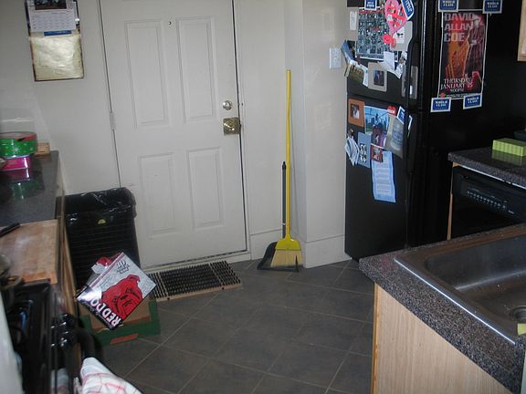2nd image of 2039 N Kimball Ave #3B