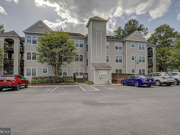 3rd image of 263 Driftwood Ln #263