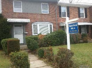 182 N Centre Ave, Rockville Centre, NY 11570