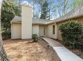 115 Greenmeadow Ln, Chapel Hill, NC 27514