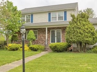 1 Cox Ln, Methuen, MA 01844