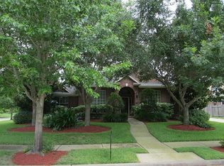 4162 Pine Crest Trl, Houston, TX 77059