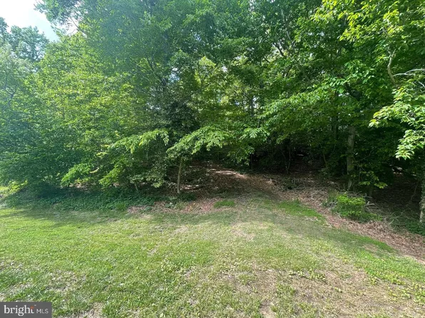3664 Brookeside Dr, Chesapeake Beach, MD 20732