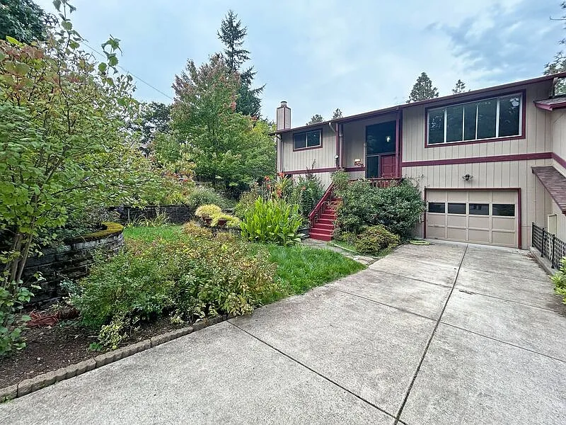 505 Empress Ave