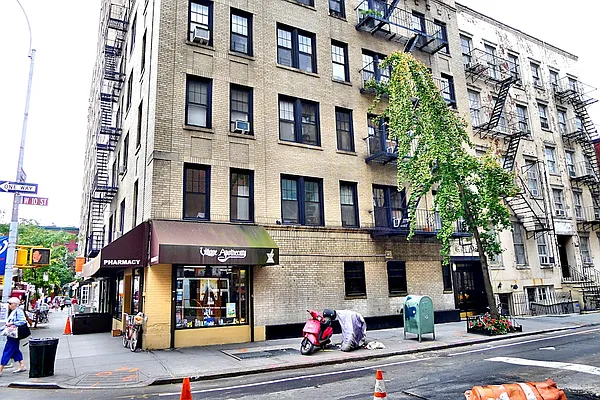 Rented by Maz Group NY | media 14