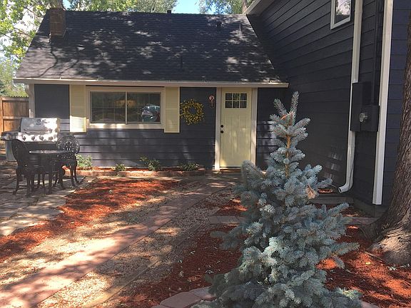 Charming 1920's Farmhouse Cottage