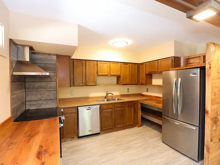 340 Abeel St #2 — Photo 7