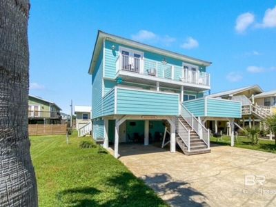 512 E 1st Ave, Gulf Shores, AL, 36542