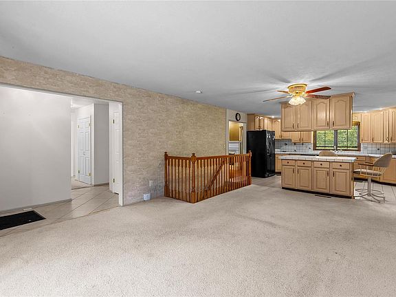 3rd image of 3831 Baville Ct