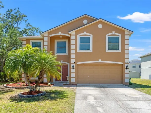 7102 W CREEK DRIVE, TAMPA, FL 33615