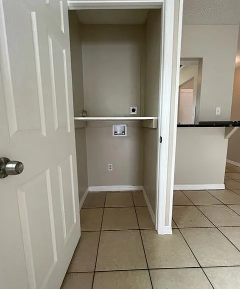 5920 Sun Glo Ave #28 — Photo 4