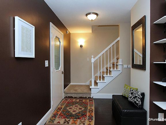 3rd image of 575 Alta Dale Ave SE